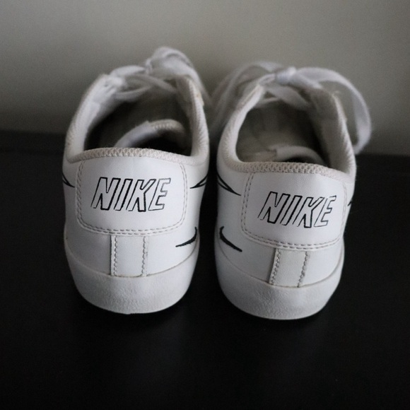 Nike Blazer Low White/Black Sketch Swoosh - Picture 3 of 4